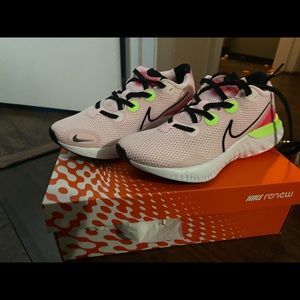 Nike RENEW light pink sneakers